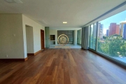 Apartamento à venda de 257m², com 3 dormitórios e no Cambuí em Campinas/SP