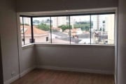 apartamento com 114 metros quadrados bem distribuídos.