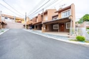 Sobrado duplex em condomínio com piscina, salão de festas e playground