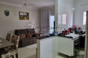 Apartamento 02 dormitórios, á 120 metros da praia!!!!