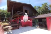 CASA PARA VENDER - Arquitetura elegante e rústica - Ribeirão da Ilha - Florianópolis/SC