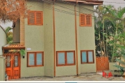 Casa com 3 dormitórios, 250 m² - venda por R$ 1.380.000,00 ou aluguel por R$ 6.800,00/mês - Granja Viana - Cotia/SP