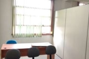 Sala comercial | Bairro Centro Histórico | 75m² priv | 1 banheiro | Portaria  | Elevador | &lt;BR&gt;&lt;BR&gt;Sala comercial em excelente localização ( Próximo ao Cais Maua, Mercado Publico, restaura