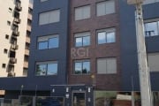 Apartamento 3 dormitórios, 1 suíte, 2 vagas de garagem, no bairro Tristeza, Porto Alegre/RS    &lt;BR&gt;   Apartamento com 3 dormitórios sendo  1 suíte, 2 banheiro , 1 sala e cozinha&lt;BR&gt;2 vagas