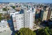 Trata-se de um apartamento que conta com 02 Dormitórios, sendo 1 com Suíte, Living para dois ambientes com churrasqueira. &lt;BR&gt;Espera para split e para água quente. &lt;BR&gt;02 vagas de garagem 