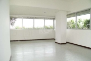 SALA COMERCIAL - Imóvel com 43,50 m², 1 lavabo, piso vinílico, posição de frente, quinto andar com elevador, portaria, 1 vaga de box coberta nº 14 ( o valor do box é separado). Localizado na esquina c