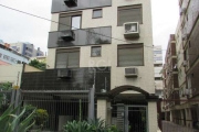 ----------------------DESCRIÇÃO GERAL ---------------------- Vende em Porto Alegre no Bairro Petrópolis, cobertura DESOCUPADA, totalmente reformada com dois dormitórios, 2 banheiros sendo uma  suíte, 