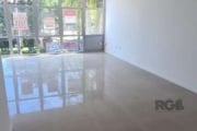 Sala comercial , com 45,21m² de área privativa e 59,18m² de área total, este imóvel conta com 1 banheiro social, piso em porcelanato, frente.com  2 box ( 01 e 02) escriturados.&lt;BR&gt;Localizado em 