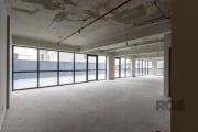 Conjunto Comercial para Locação no Bairro Floresta - Porto Alegre&lt;BR&gt;&lt;BR&gt;Disponível para locação, este conjunto comercial oferece aproximadamente 187,87m² de área privativa, composto por 4