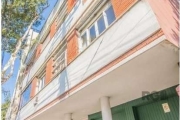 Apartamento de 3 dormitórios com suíte,  dependência de empregada  e uma vaga de garagem na Avenida Protásio Alves, bairro Santa Cecília em Porto Alegre&lt;BR&gt;&lt;BR&gt;Este amplo apartamento de 15