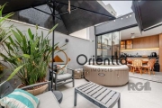 APARTAMENTO GARDEN A VENDA!!&lt;BR&gt;&lt;BR&gt;APARTAMENTO GARDEN COM 70m², 1 DORMITÓRIO (SUÍTE) E 1 VAGA - BAIRRO AUXILIADORA&lt;BR&gt;&lt;BR&gt;Este charmoso apartamento garden de 70m² está localiz