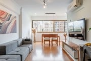 Apartamento de dois dormitórios localizado no bairro Passo da Areia em Porto Alegre/RS.&lt;BR&gt;&lt;BR&gt;O imóvel possui 72m² privativos, dois quartos, sendo um com suíte, living para dois ambientes