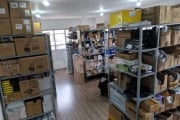 Sala comercial à venda no Centro de Santo André-SP: 1 sala, 2 banheiros, 1 vaga, 40m². Venha conferir!