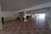 Apartamento sem Condomínio na Vila Guaraciaba, com 45m2, Sala, Quarto, Cozinha, Lavanderia, Banheiro, e um Quintal que dá possibilidade de ampliar.