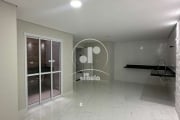 Cobertura Comercial à Venda na Vila Linda, Santo André-SP: 2 Quartos, 1 Suíte, 1 Sala, 2 Banheiros, 1 Vaga de Garagem, 120m².