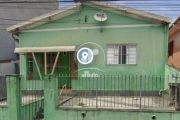 Espaçosa casa de 2 quartos com 2 vagas de garagem na Vila Linda, Santo André-SP - Imperdível oportunidade!