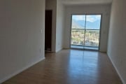 Apartamento com 2 quartos e varanda frontal na Taquara