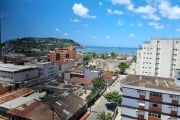 Apartamento de 3 dormitórios na Enseada com Vista para o Mar