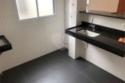 Apartamento no Condomínio Monte dos Andes.