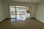 Apartamento no 5º andar mobiliado com 3 dormitórios e 2 garagens