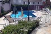 ** Casa de cond. na Vila São Francisco c/ 2 vagas, 3 dorms. lazer com piscina. FL23