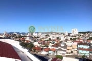 Vista mar com terraço privativo e 2 vagas de garagem à venda no Estreito