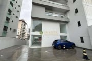 Loja comercial com 6 vagas e 150m². - Locação em Florianópolis.