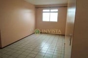 Apartamento amplo com 3 quartos à venda em Barreiros.