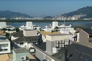 À venda no João Paulo! Alto Padrão com Vista Mar, piscina privativa, churrasqueira e 4 Suítes.