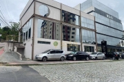 Casa Comercial, 290 m² de área privativa, a 200 metros da Av. Beira Mar Norte - Para locação no Centro de Florianópolis