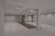 Loja comercial com 350m² - À venda na Avenida Rio Branco, Centro de Florianópolis.