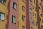 - Apartamento no Condomínio do Conjunto Habitacional Sacoma