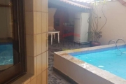 Apartamento na Praia Enseada - porteira fechada