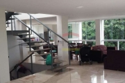 LINDA CASA EM CONDOMÍNIO FECHADO  COM 3 SUÍTES E 5 VAGAS PRÓXIMO AO HORTO