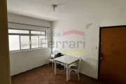 Apartamento no térreo no Jd. São Paulo  288.000