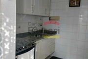 Apartamento 3 dormitórios, suíte, 2 vagas na Santa Terezinha. Vago.