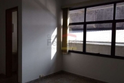 Sala comercial 25 m para locação na Água Fria.