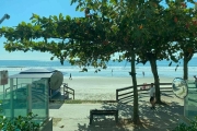 03 Suítes - Frente Mar Em Meia Praia para Temporada