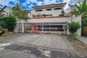 Casa tipo para venda com 3 quartos, 700m²