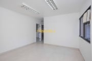 Sala comercial no Batel com 93 m²