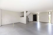 Sobrado com 3 dormitórios à venda, 118 m² por R$ 639.900,00 - Santa Cândida - Curitiba/PR