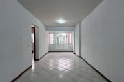 Apartamento Quadra Mar, com 02 dormitórios