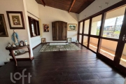 Casa à venda em Coqueiros com 180 m², 3 quartos, 1