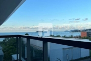 Duplex de 3 suítes com vista mar em Jurerê