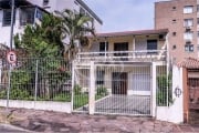 Casa com 2 quartos à venda na Avenida Grécia, 539, Passo da Areia, Porto Alegre