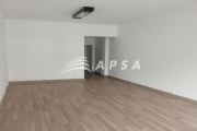 SALA COMERCIAL COM EXCELENTE LOCALIZAÇÃO, FARTO COMÉRCIO E  TRANSPORTE PÚBLICO.  32M², SALA, COZINHA