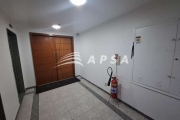 EXCELENTE ANDAR COMERCIAL LOCALIZADO NO CENTRO DO RIO, COM 243M². COMPOSTO AREA AMPLA, COPA, TRÊS BA