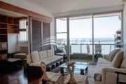 ESTE APARTAMENTO DE 140M², LOCALIZADO NO LEME, OFERECE UMA EXCELENTE OPORTUNIDADE DE MORAR EM UMA DA