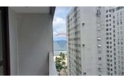 Apartamento com 2 Dormitórios a 50 Metros da Praia de Pitangueiras a Venda por R$ 425.000,00