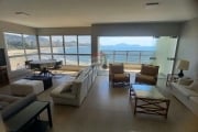 Apto reformado de 192m2, 3 suites, 2 vagas, Frente para o Mar da praia das Astúrias, Guarujá - SP